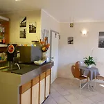 Monti Hotel *