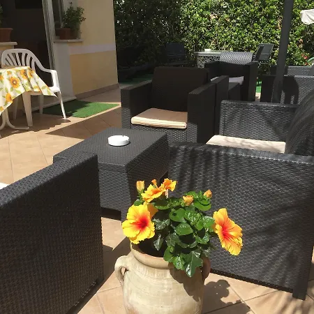 Monti Hotel *